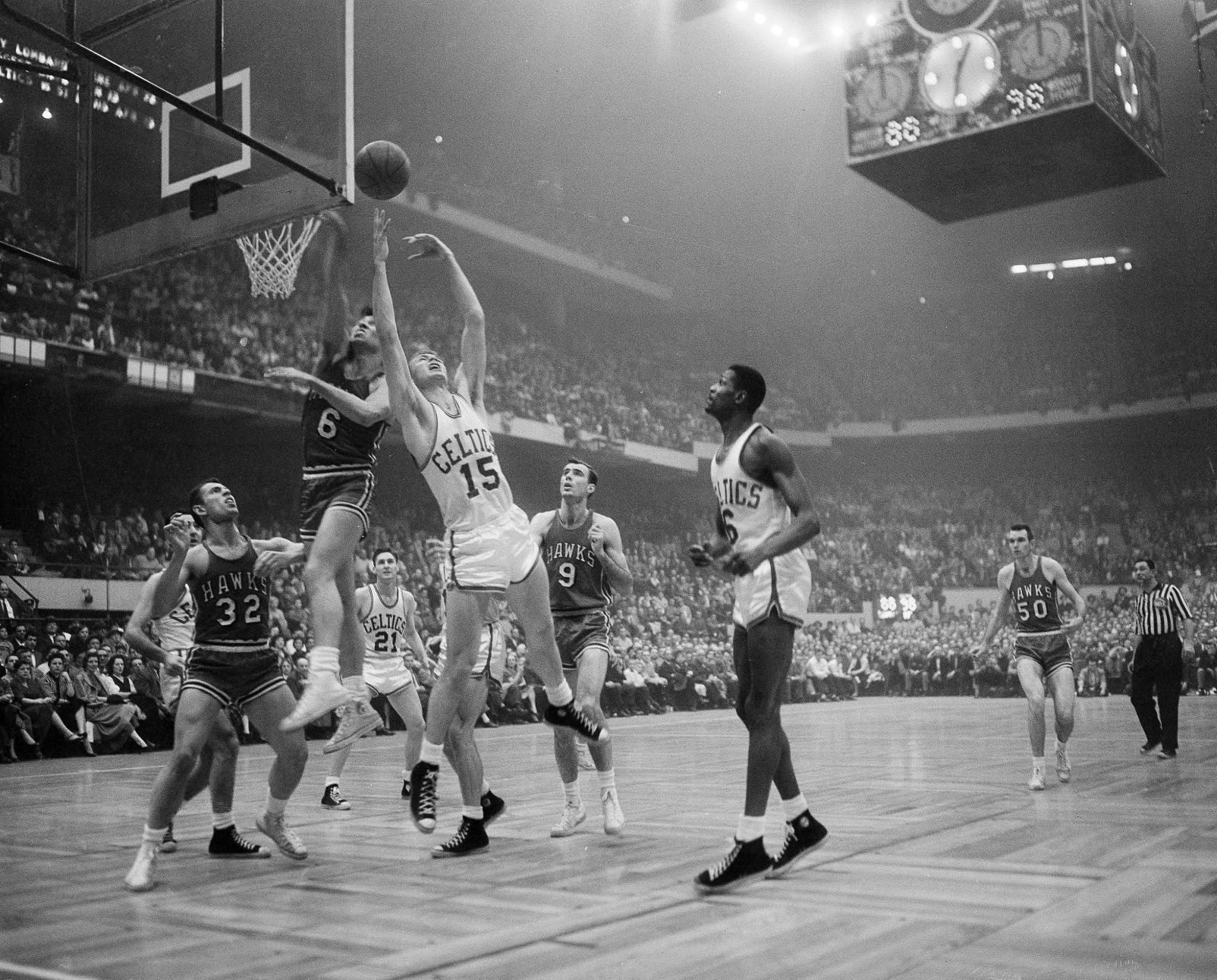 Cliff Hagan, Tom Heinsohn, Medford Park, Bob Pettit, Bill Sharman